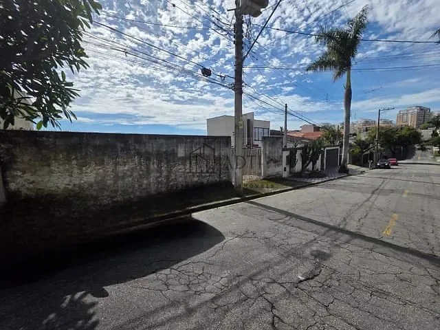 Terreno com 600m², à venda, no bairro Vila Oliveira em Mogi das Cruzes