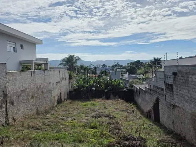 Terreno com 600m², à venda, no bairro Vila Oliveira em Mogi das Cruzes