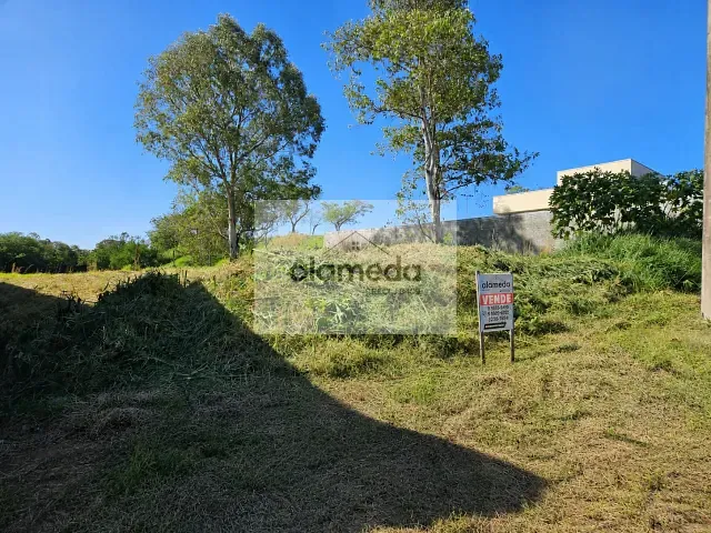 Terreno com 360m², à venda, no bairro JARDIM EUROPA em Jacarezinho