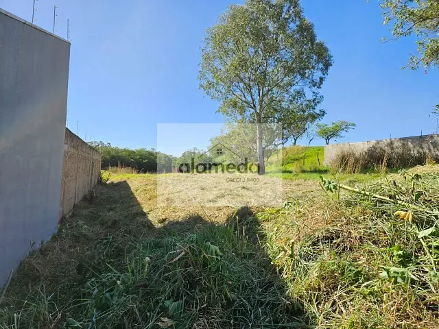Terreno com 360m², à venda, no bairro JARDIM EUROPA em Jacarezinho