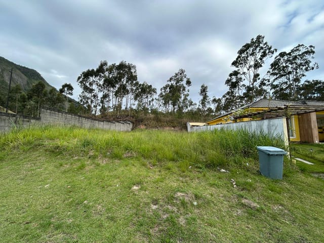 Terreno com 457m², à venda, no bairro Inoã (Inoã) em Maricá