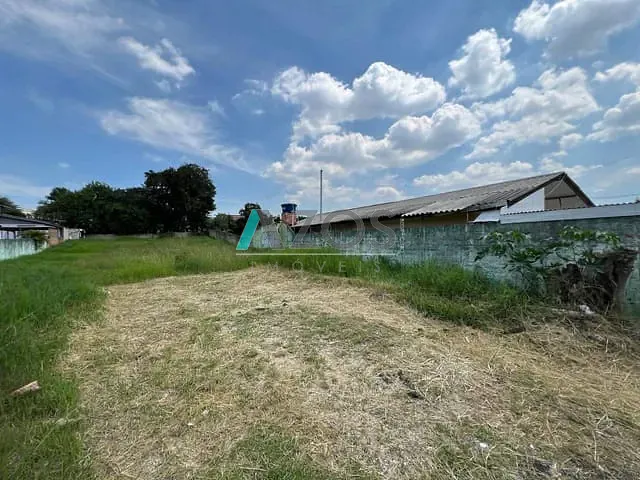 Terreno com 750m², à venda, no bairro Guaraituba em Colombo