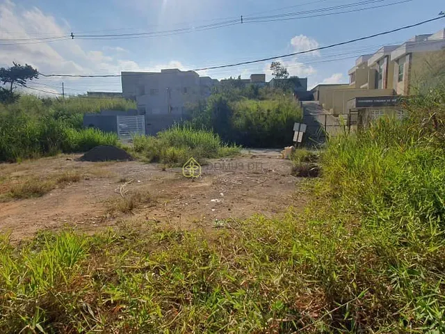 Terreno com 600m², à venda, no bairro Roma em Volta Redonda