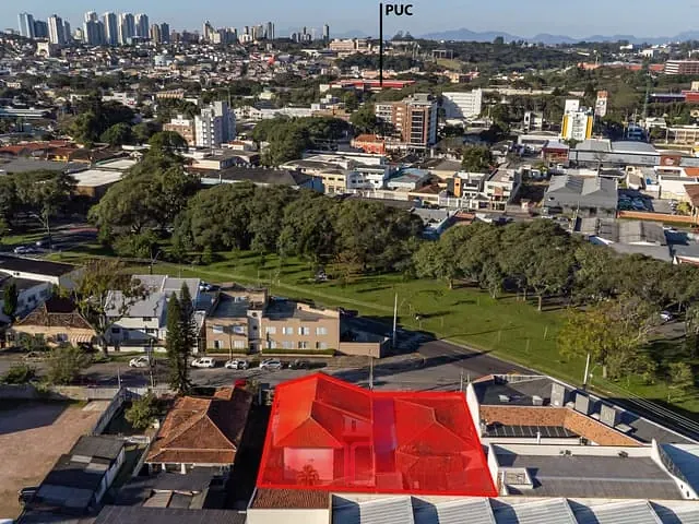 Terreno com 884m², à venda, no bairro Rebouças em Curitiba