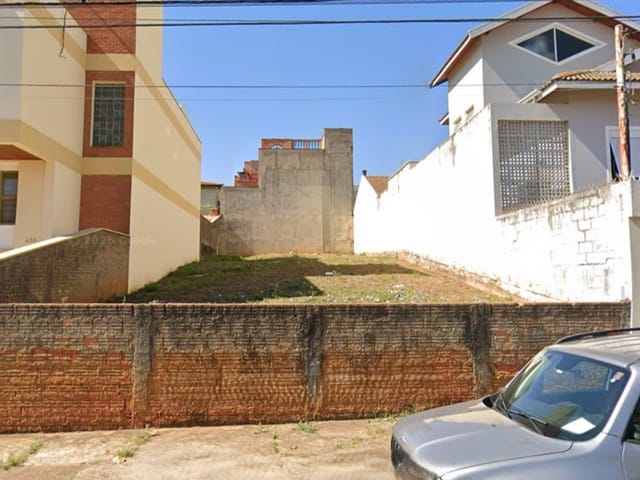Terreno com 300m², à venda, no bairro Chácara Junqueira em Tatuí