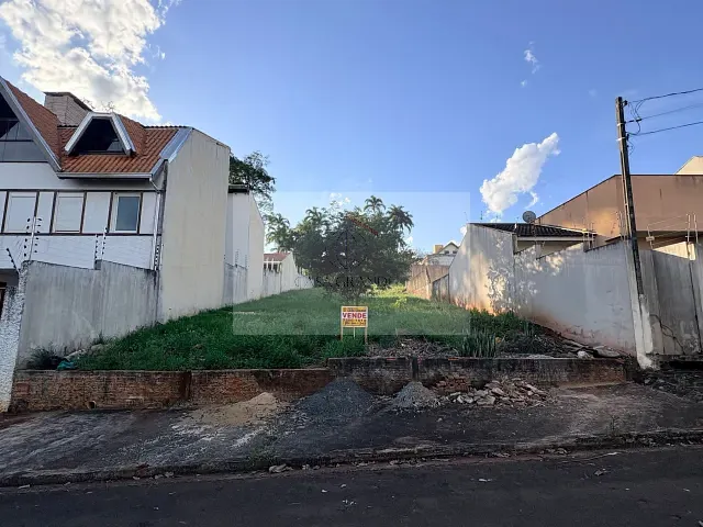 Terreno com 803m², à venda, no bairro Jardim Roland em Rolândia