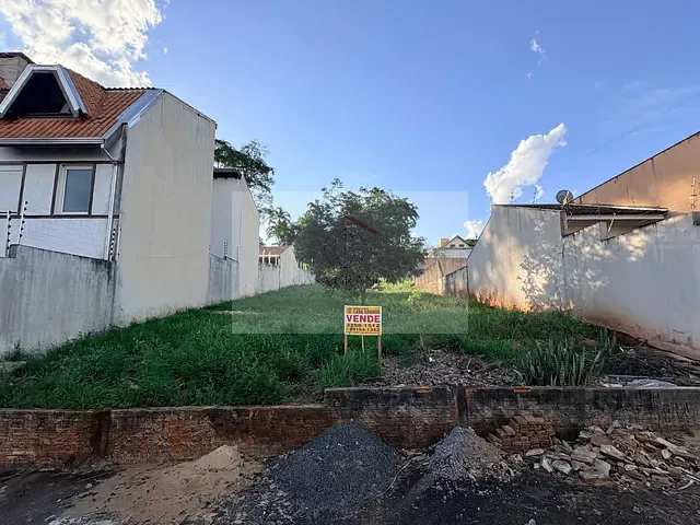 Terreno com 803m², à venda, no bairro Jardim Roland em Rolândia