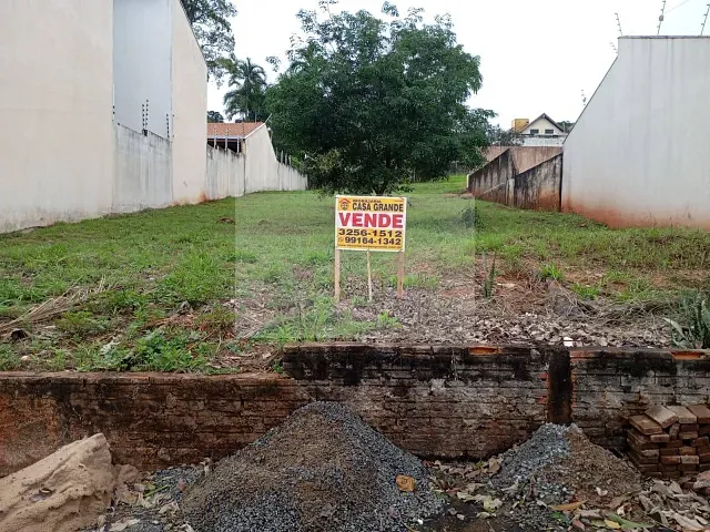 Terreno com 803m², à venda, no bairro Jardim Roland em Rolândia