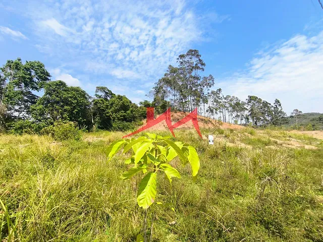 Terreno com 426m², à venda, no bairro Viçosa em Rio Bonito