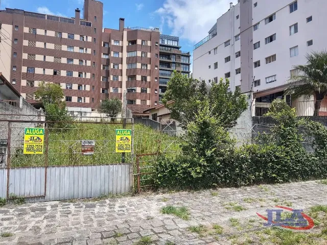 Terreno para alugar, no bairro Ahú em Curitiba