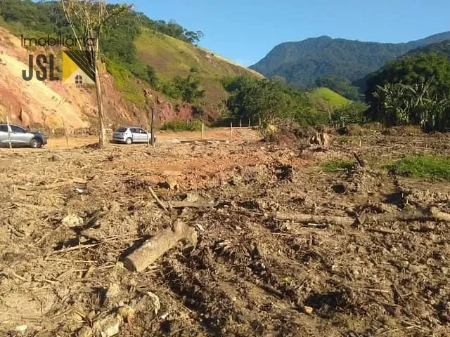 Terreno com 300m², à venda, no bairro Maranduba em Ubatuba