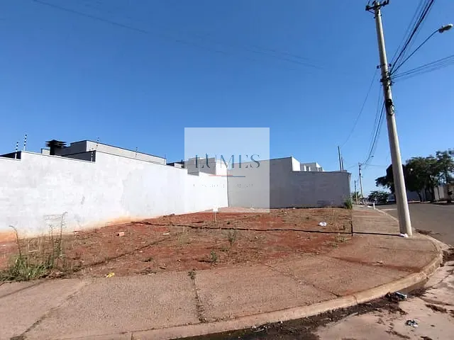 Terreno com 308m², à venda, no bairro Terrazul SM em Santa Bárbara D'Oeste
