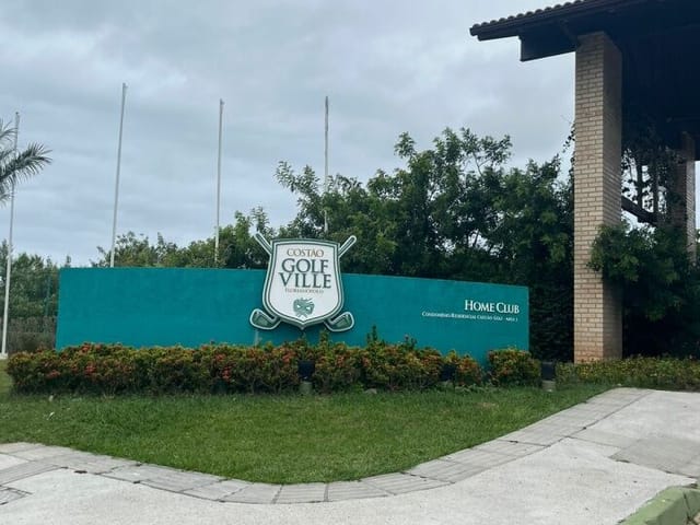 Terreno com 900m², à venda, no bairro Ingleses do Rio Vermelho em Florianópolis