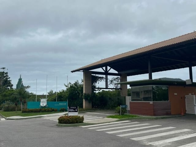 Terreno com 900m², à venda, no bairro Ingleses do Rio Vermelho em Florianópolis
