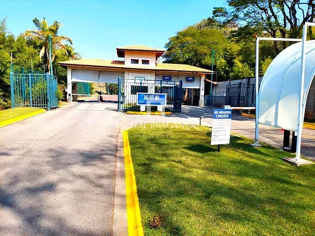 Terreno com 474m², à venda, no bairro Condomínio Residencial Fazenda Santa Helena em Bragança Paulista