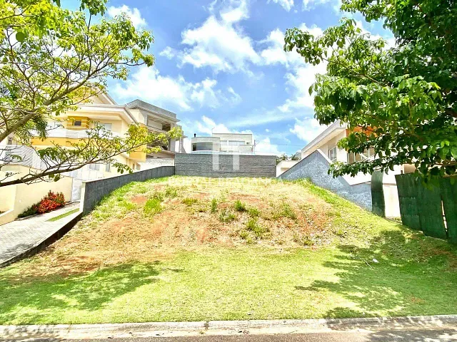 Terreno com 474m², à venda, no bairro Condomínio Residencial Fazenda Santa Helena em Bragança Paulista