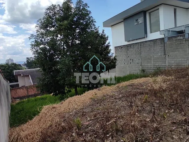Terreno com 313m², à venda, no bairro Campos Elíseos em Taubaté