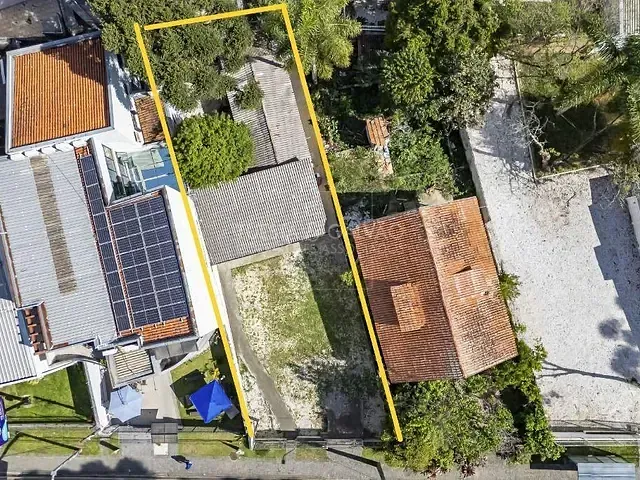 Terreno com 356m², à venda, no bairro São Francisco em Curitiba