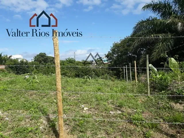 Terreno à venda, no bairro Praia do Sul em Ilhéus