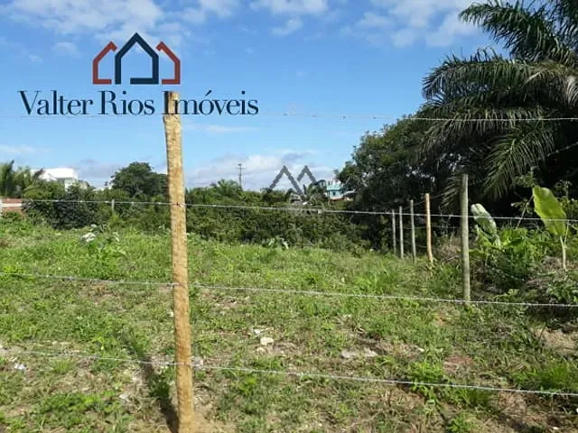 Terreno à venda, no bairro Praia do Sul em Ilhéus