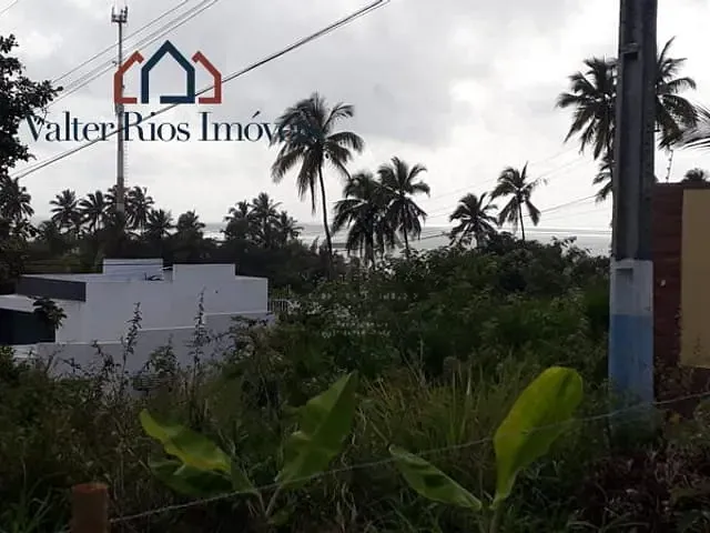 Terreno à venda, no bairro Praia do Sul em Ilhéus