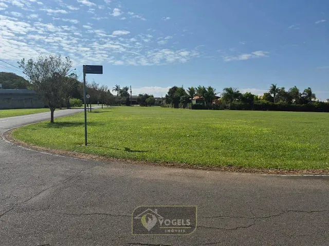 Terreno com 982m², à venda, no bairro Pinhalzinho em Jaguariúna