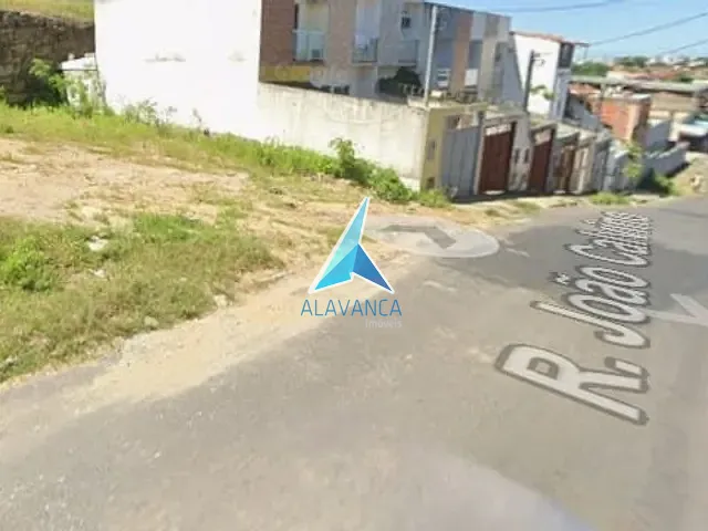 Terreno com 274m², à venda, no bairro Sir em Governador Valadares