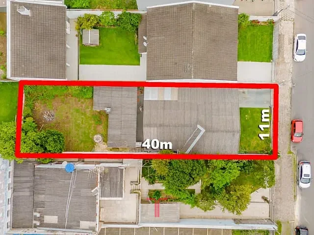 Terreno com 440m², à venda, no bairro Pinheirinho em Curitiba