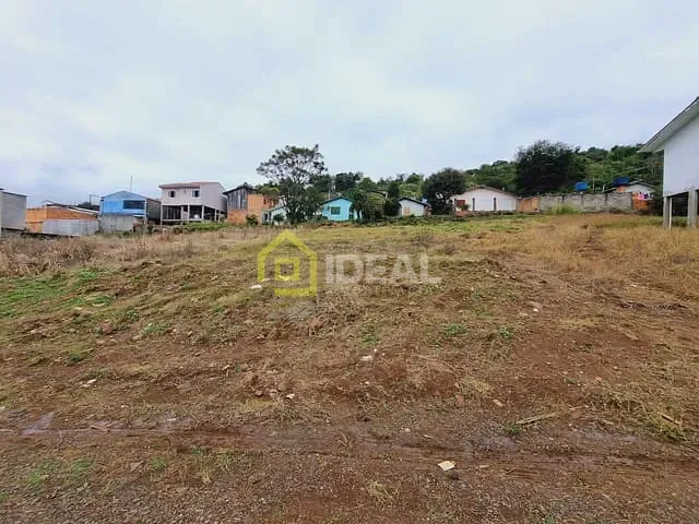 Terreno com 375m², à venda, no bairro Nações em Concórdia