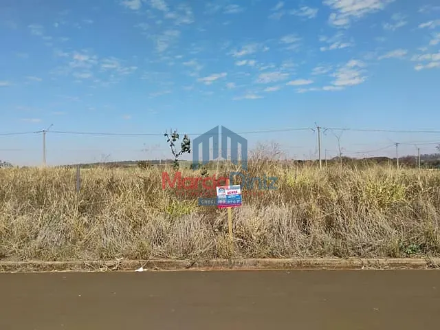 Terreno com 250m², à venda, no bairro Jardim José Ribeiro De Mattos em Ituverava