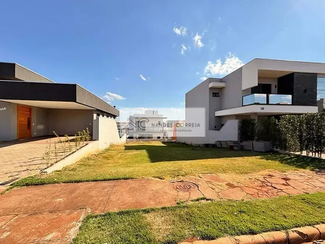 Terreno com 269m², à venda, no bairro Conjunto Habitacional Alexandre Urbanas em Londrina