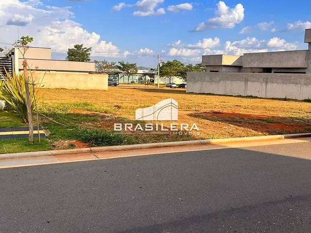 Terreno com 360m², à venda, no bairro Alvorada em Senador Canedo