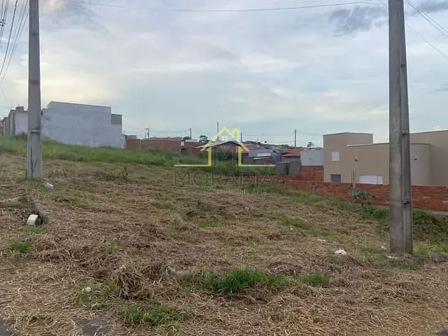Terreno com 250m², à venda, no bairro Jardim Itália em Guaranésia