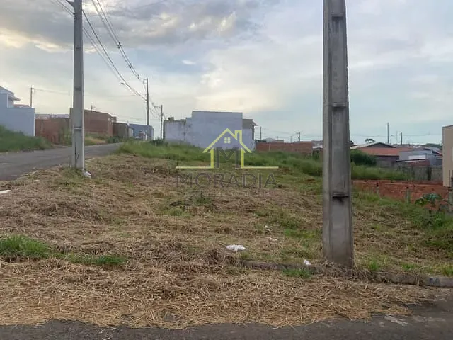 Terreno com 250m², à venda, no bairro Jardim Itália em Guaranésia