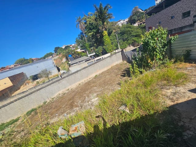 Terreno com 360m², à venda, no bairro Frei Leopoldo em Belo Horizonte