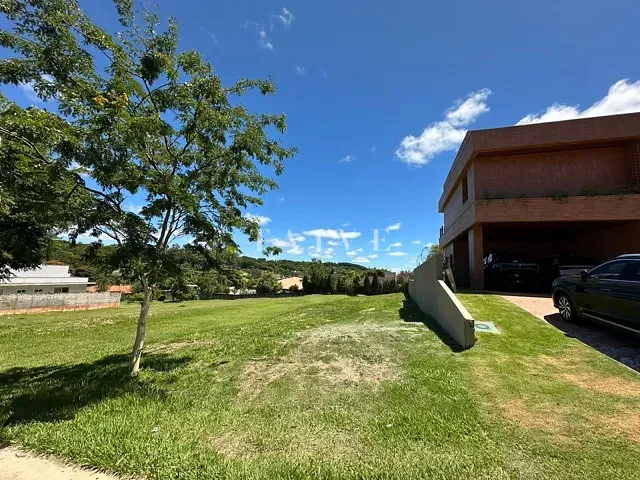 Terreno com 1250m², à venda, no bairro Loteamento Terras de Canaã em Cambé