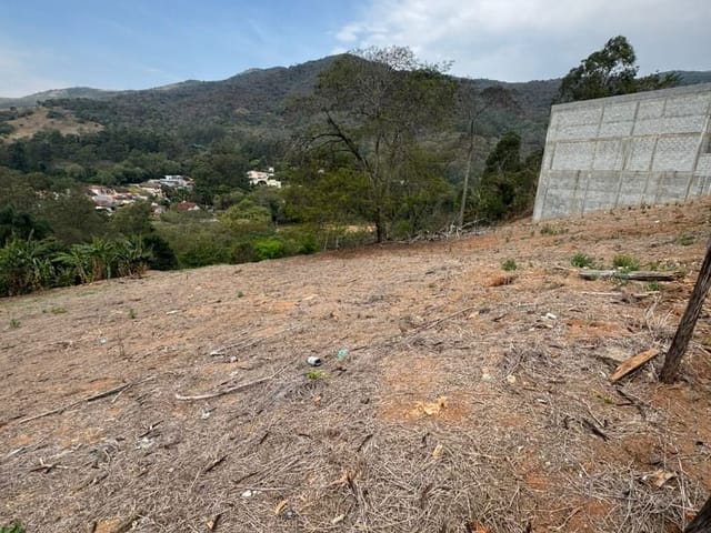 Terreno com 300m², à venda, no bairro Ponte Alta em Extrema