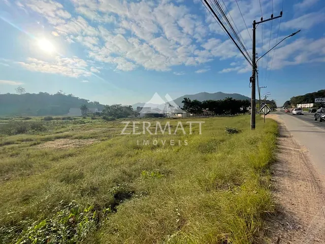 Terreno com 6999m², à venda, no bairro Steffen em Brusque