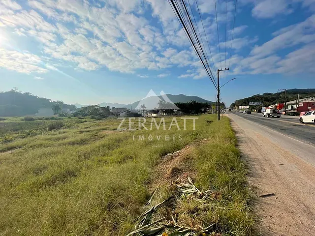 Terreno com 6999m², à venda, no bairro Steffen em Brusque