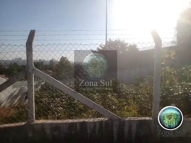 Terreno com 272m², à venda, no bairro Real Parque em Votorantim