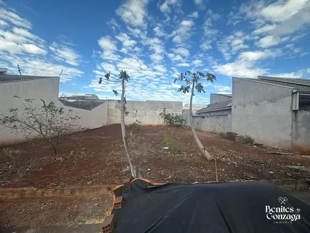 Terreno com 400m², à venda, no bairro Jardim Colina Verde em Maringá