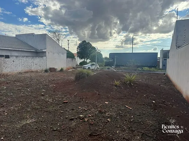 Terreno com 400m², à venda, no bairro Jardim Colina Verde em Maringá