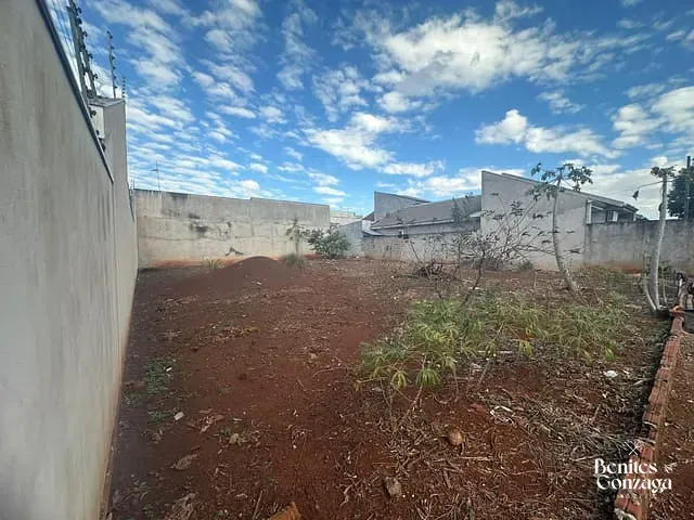 Terreno com 400m², à venda, no bairro Jardim Colina Verde em Maringá