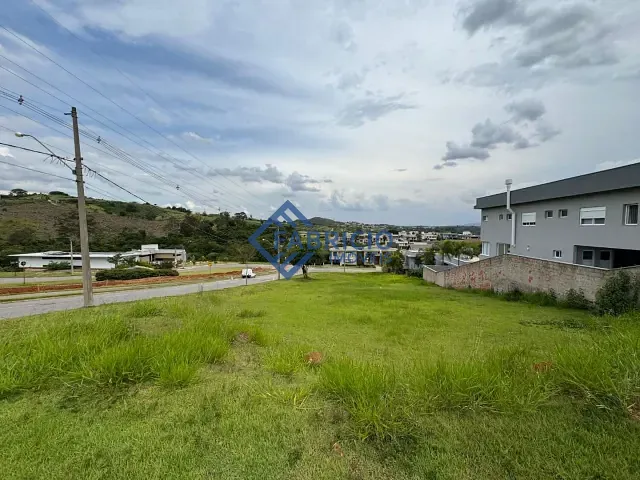 Terreno com 863m², à venda, no bairro Condomínio Campo de Toscana em Vinhedo