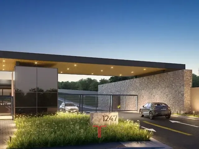 Terreno com 132m², à venda, no bairro Xaxim em Curitiba