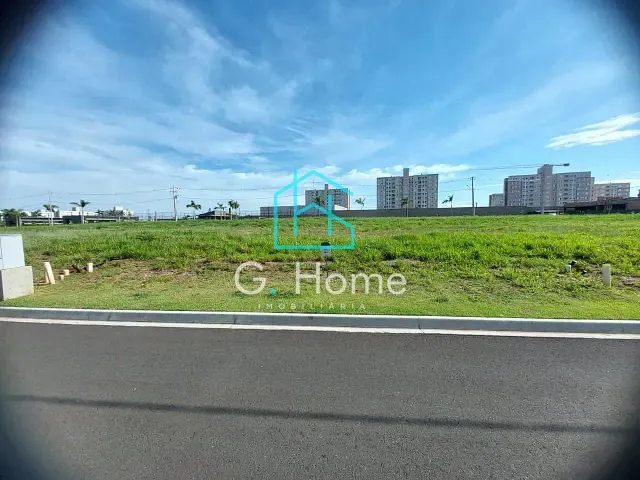 Terreno com 318m², à venda, no bairro Abussafe em Londrina