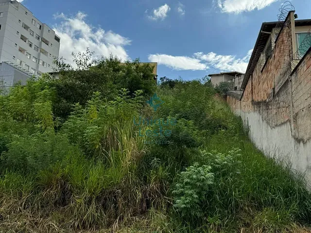 Terreno com 420m², à venda, no bairro Novo Horizonte em Sabará