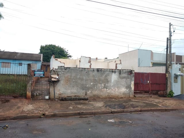 Terreno com 500m², à venda, no bairro Jardim Riviera em Cambé