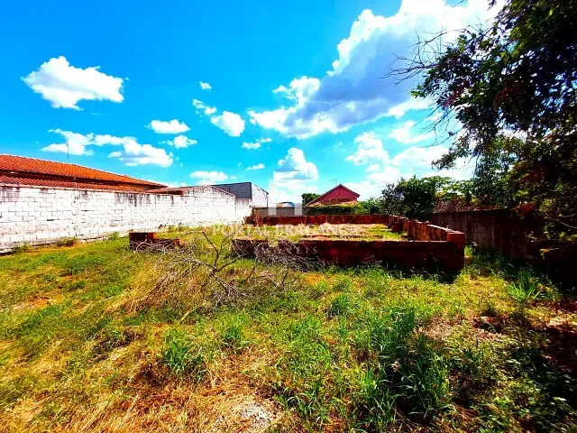 Terreno com 437m², à venda, no bairro Residencial Hípica Jaguari em Bragança Paulista