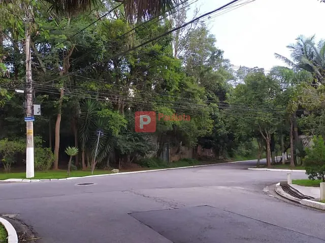 Terreno com 990m², à venda, no bairro Interlagos em São Paulo